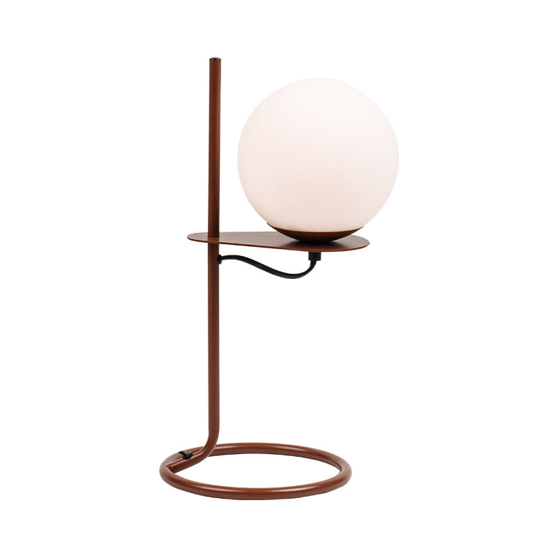 Simple speculum pila mensam lucerna