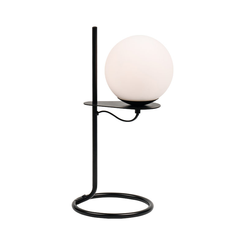 Simple speculum pila mensam lucerna