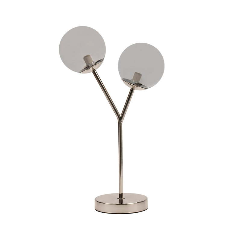 Duplex, virens sphaerica speculum mensa lucerna