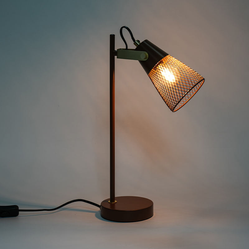 Hotel cubiculo metallum cavum ferrum mensa lucerna